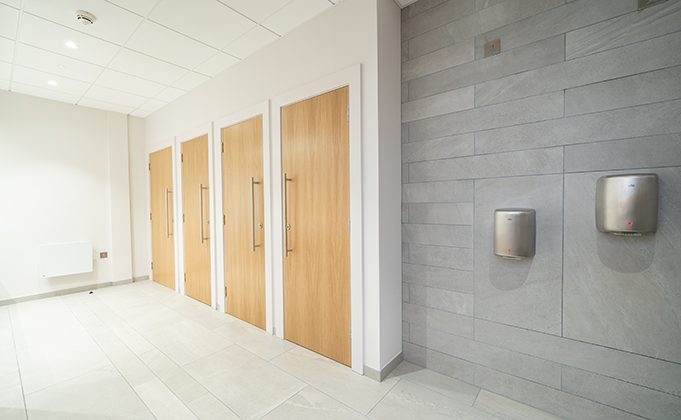 Bathroom doors_architectural hardware for bathrooms_office building_commercial building